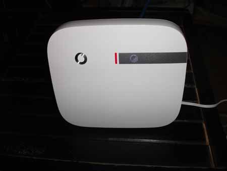 Vodafone_Sure_Signal_3G_booster_450[1].jpg